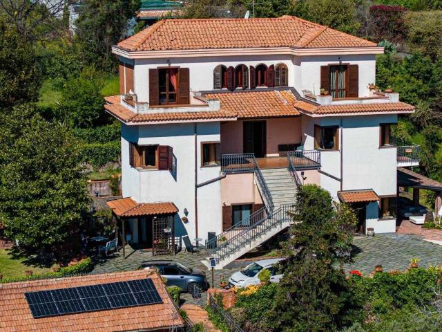 Villa in vendita a Viagrande CT