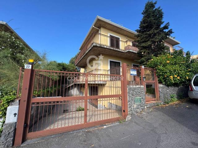 Villa in vendita a Viagrande CT