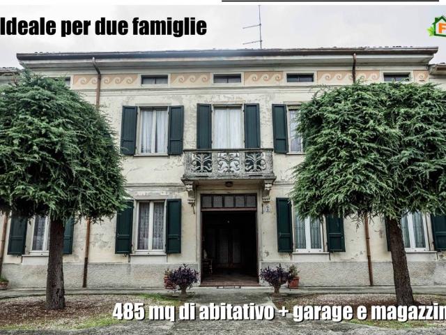 Villa in vendita a Viadana MN