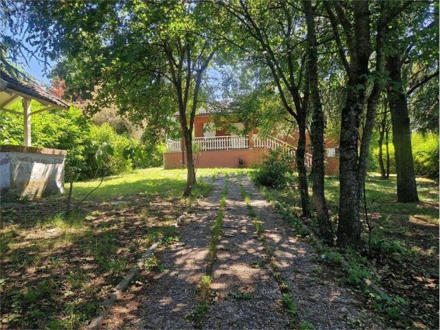Villa in vendita a Viano RE
