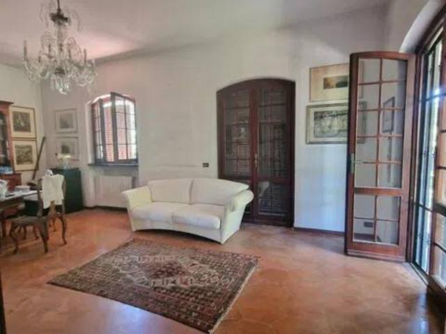 Villa in vendita a Viareggio LU