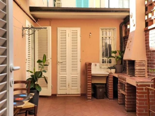 Villa in vendita a Viareggio LU