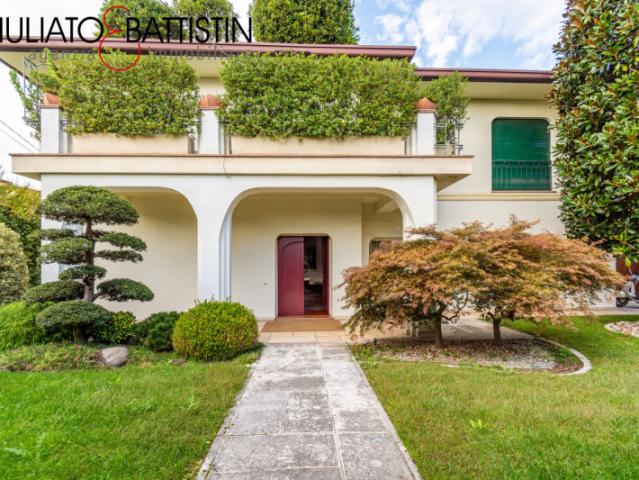 Villa in Vendita a Vicenza