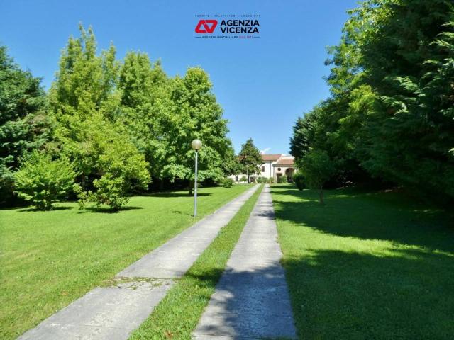 Villa in vendita a Vicenza
