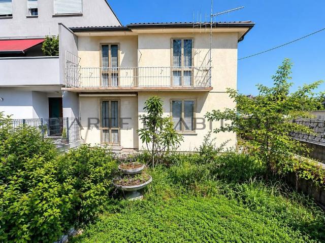 Villa in vendita a Vicenza VI