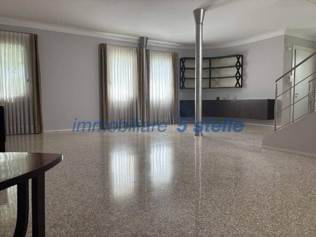 Villa in vendita a Vicenza VI