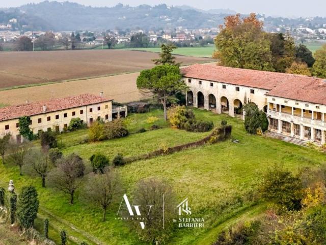 Villa in vendita a Vicenza VI