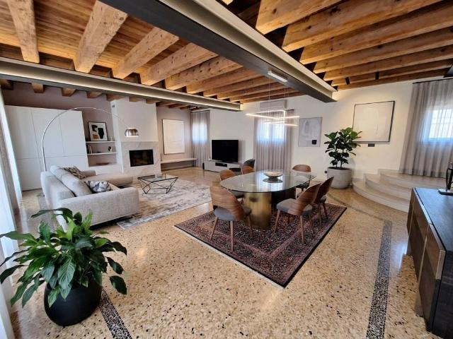 Villa in vendita a Vicenza VI