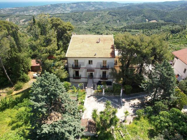 Villa in vendita a Vico Del Gargano
