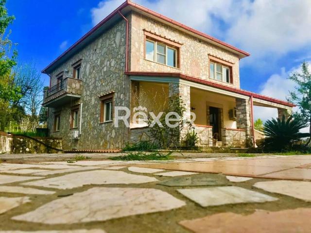 Villa in vendita a Vico del Gargano FG