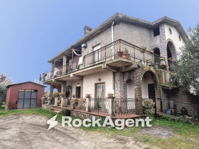 Villa in vendita a Vignanello VT