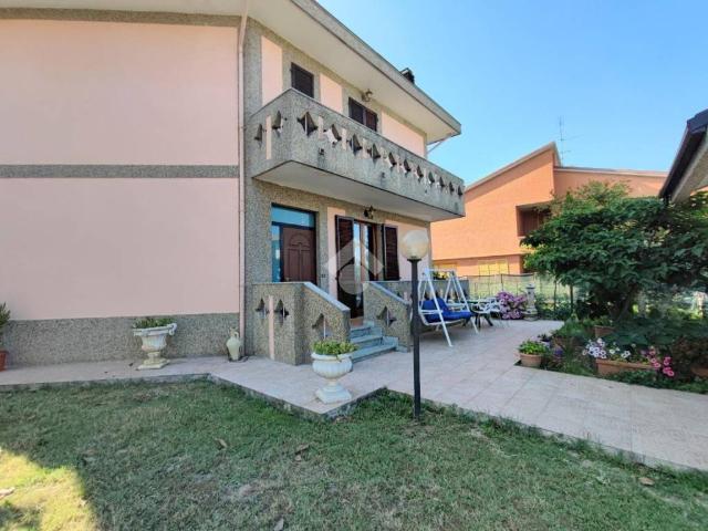 Villa in vendita a Viguzzolo AL