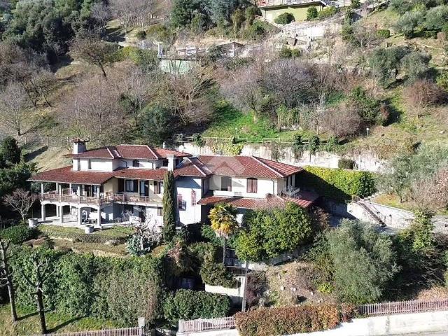 Villa in vendita a Villongo BG