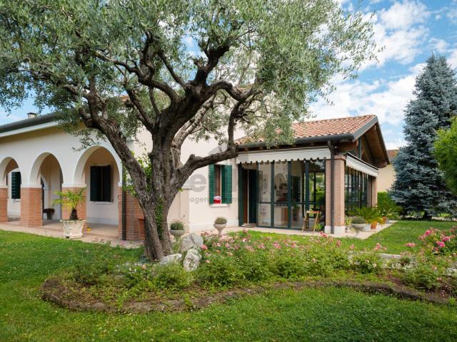 Villa in vendita a Villorba, Catena