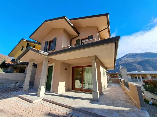 Villa in vendita a Villa Carcina BS