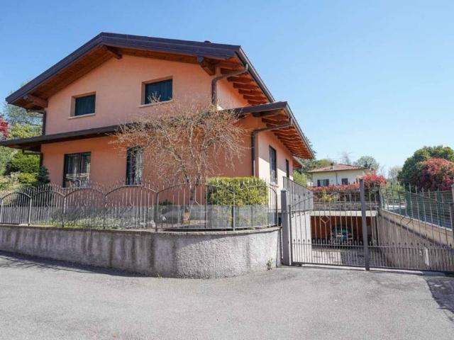 Villa in vendita a Villa d'Adda BG