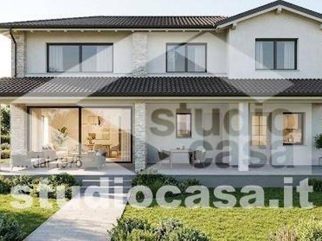 Villa in vendita a Villa d'Adda BG