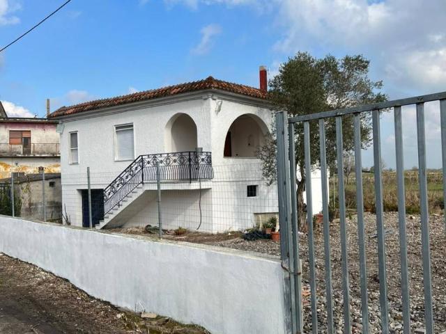 Villa in vendita a Villa Literno CE