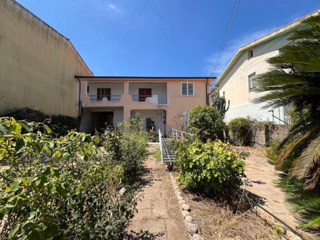 Villa in vendita a Gonnosfanadiga SU