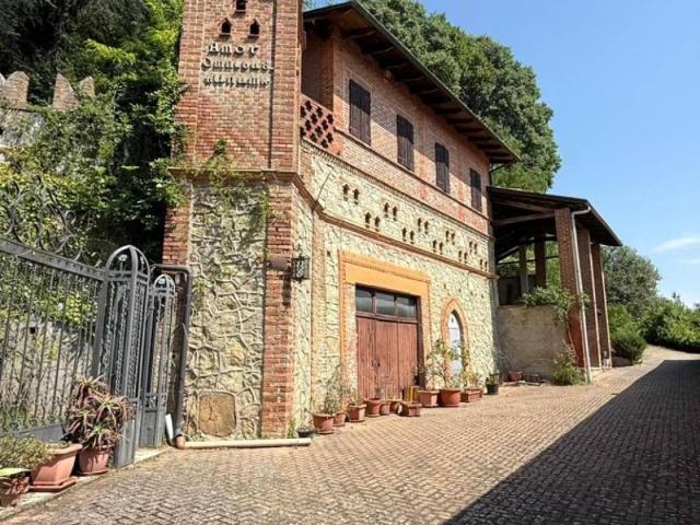 Villa in vendita a Villadeati AL