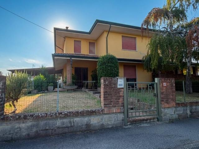 Villa in vendita a Villadose RO