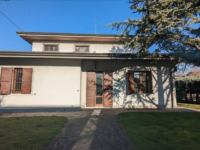 Villa in vendita a Villafranca di Verona VR