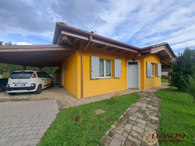 Villa in vendita a Villafranca in Lunigiana MS