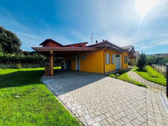 Villa in vendita a Villafranca in Lunigiana MS
