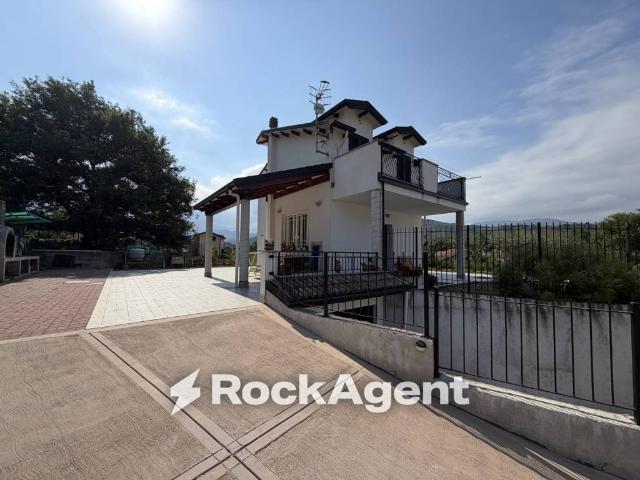 Villa in vendita a Villanova d'Albenga SV