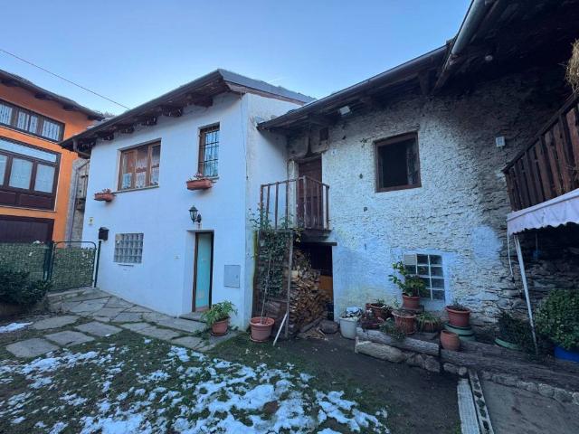 Villa in vendita a Villar Pellice TO
