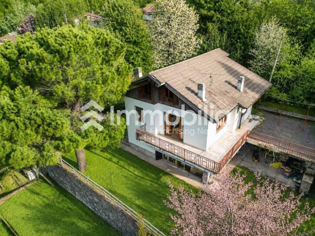 Villa in vendita a Villar Perosa