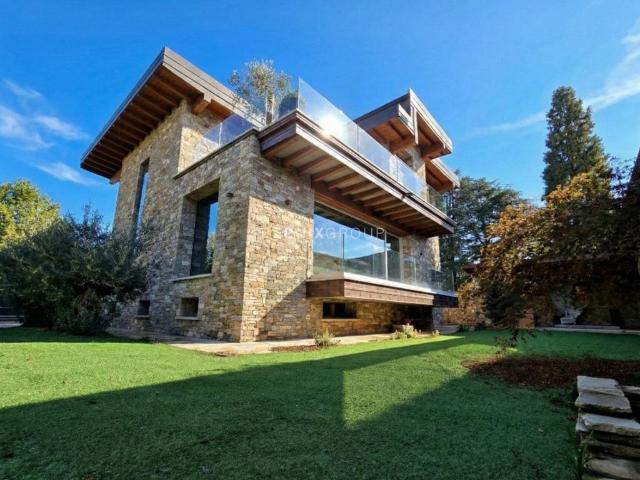 Villa in vendita a Villasanta MB