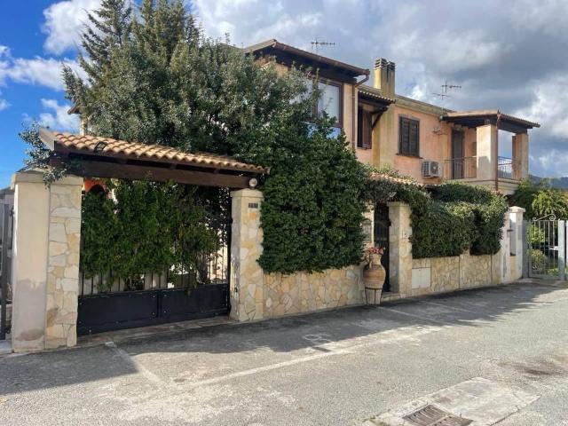 Villa in vendita a Villasimius SU