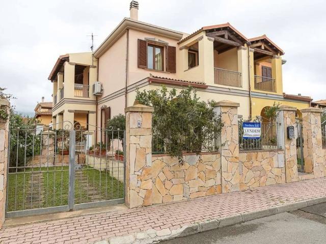 Villa in vendita a Villasimius CA