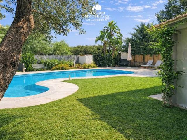 Villa in vendita a Villasimius SU