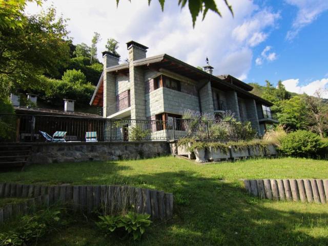 Villa in vendita a Vilminore di Scalve BG
