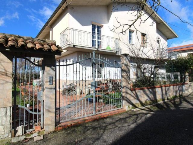 Villa in vendita a Vinchiaturo CB