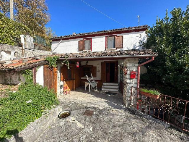 Villa in vendita a Vinchiaturo CB