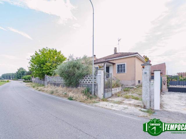 Villa in vendita a Vistarino PV