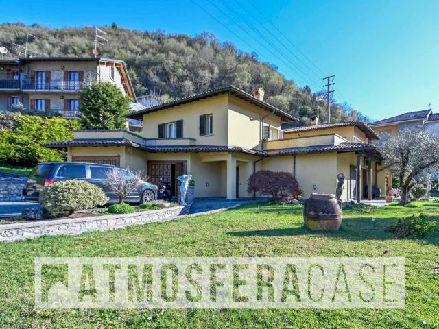 Villa in vendita a Zogno BG