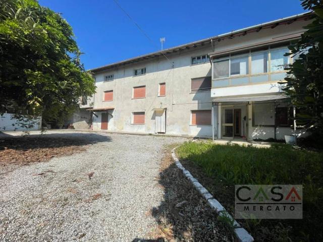 Villa in vendita a Zoppola PN