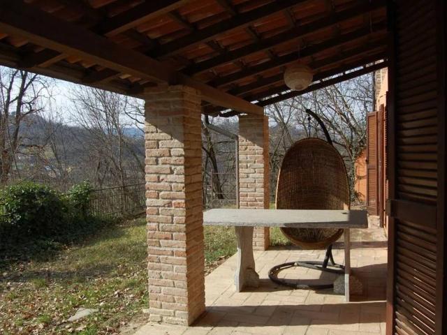 Villa in vendita a Zavattarello PV