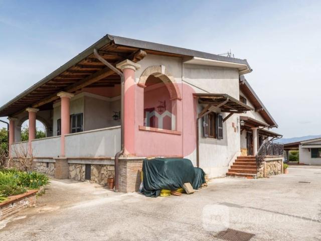 Villa in vendita a Zagarolo RM