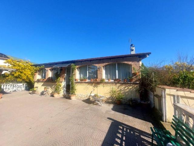 Villa in vendita a Zagarolo RM