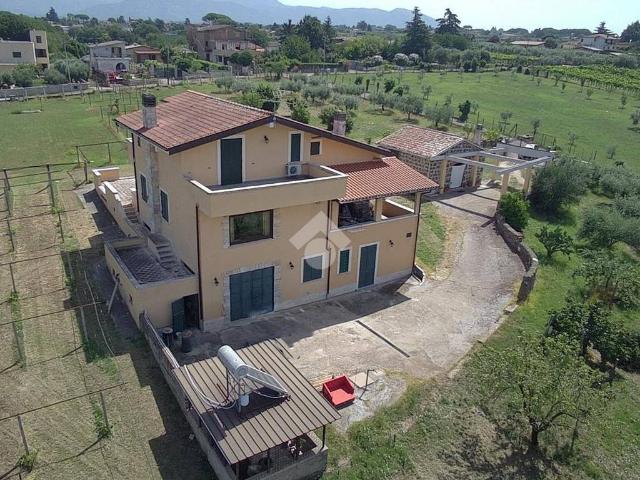 Villa in vendita a Zagarolo RM