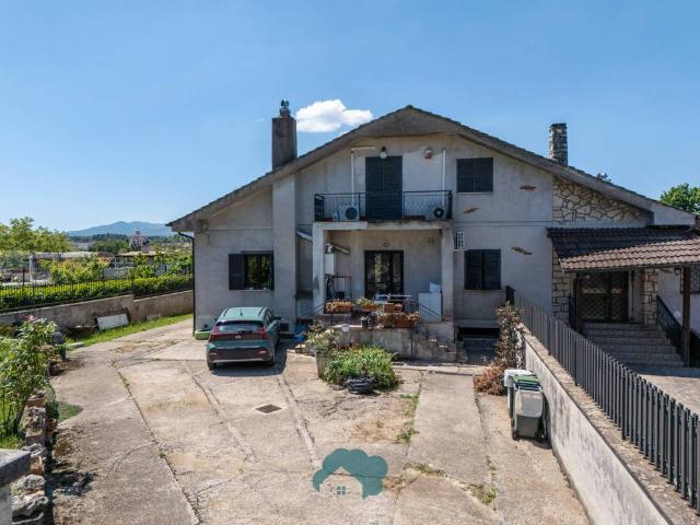 Villa in vendita a Zagarolo RM