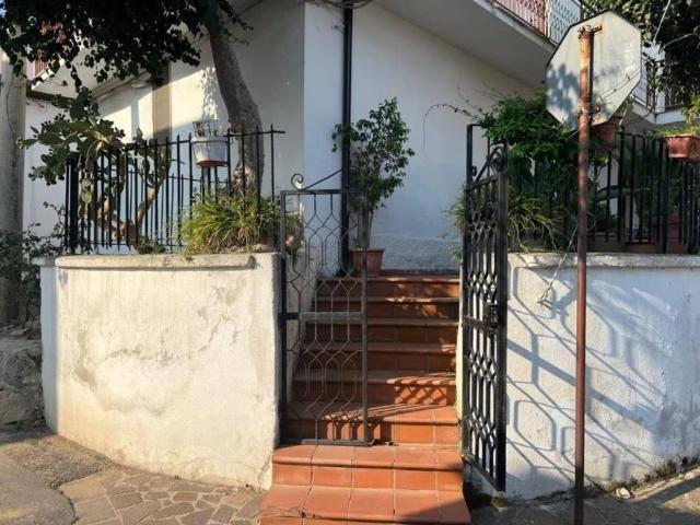 Villa in vendita a Zambrone VV