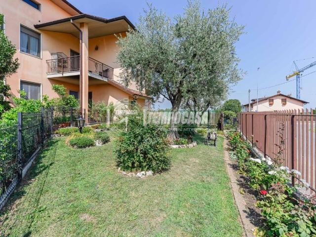 Appartamento in vendita a Zanica BG