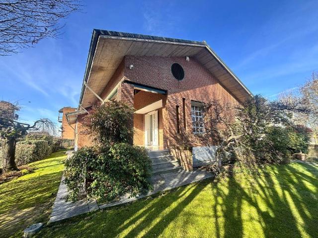 Villa in vendita a Zeccone PV