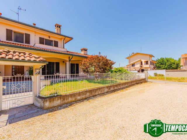 Villa in vendita a Zinasco PV